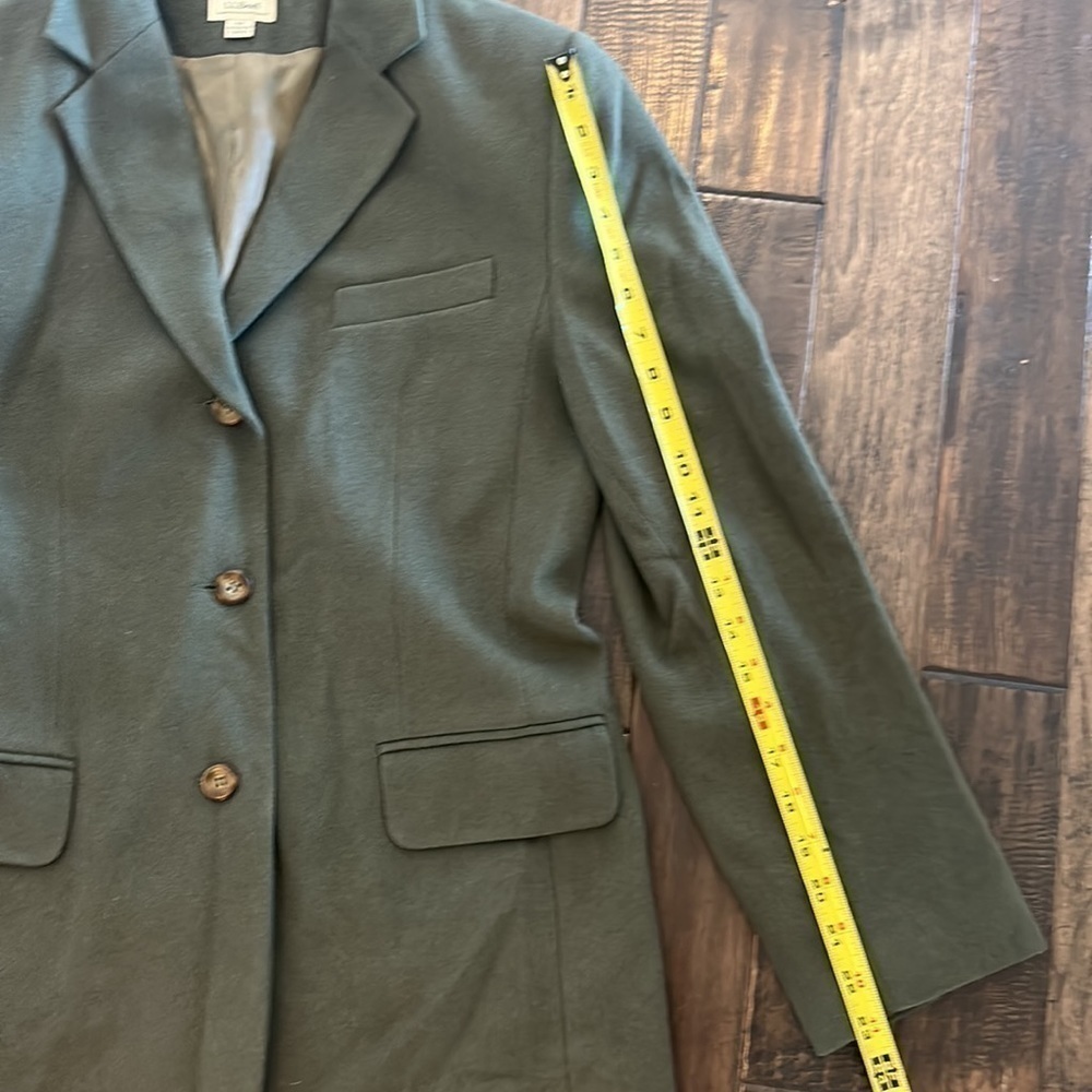LL Bean Womens Green Wool/Cashmere Blazer Size 10R - Picture 6 of 11